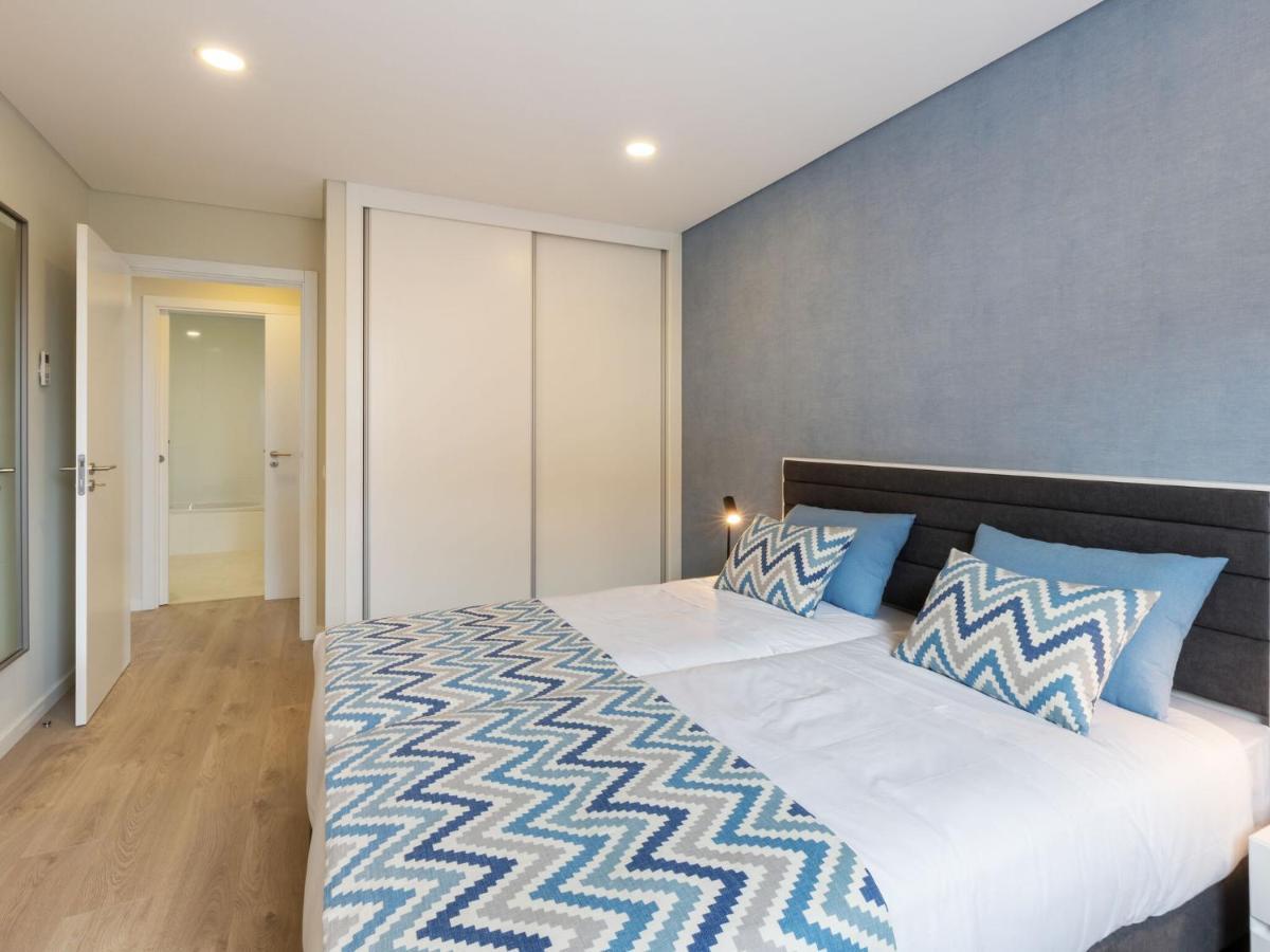 Beautiful Apartment In S O Martinho Do Porto With Balcony São Martinho do Porto Zewnętrze zdjęcie