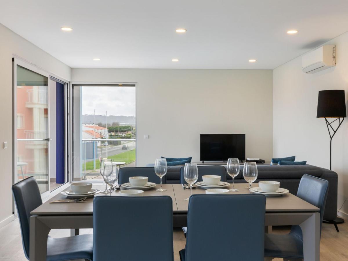 Beautiful Apartment In S O Martinho Do Porto With Balcony São Martinho do Porto Zewnętrze zdjęcie